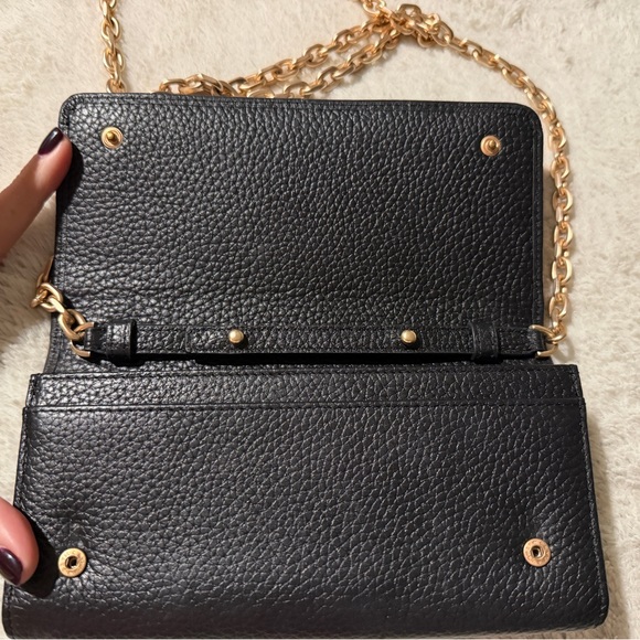 Valentino Garavani Black Leather Clutch with Gold Chain - Picture 3 of 6